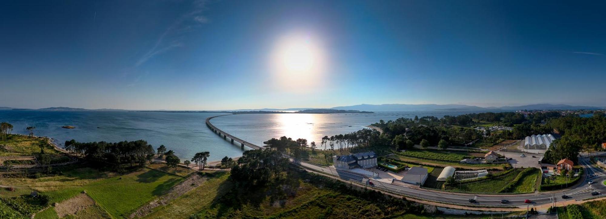 Hotel Dinajan Vilanova de Arousa Exterior foto